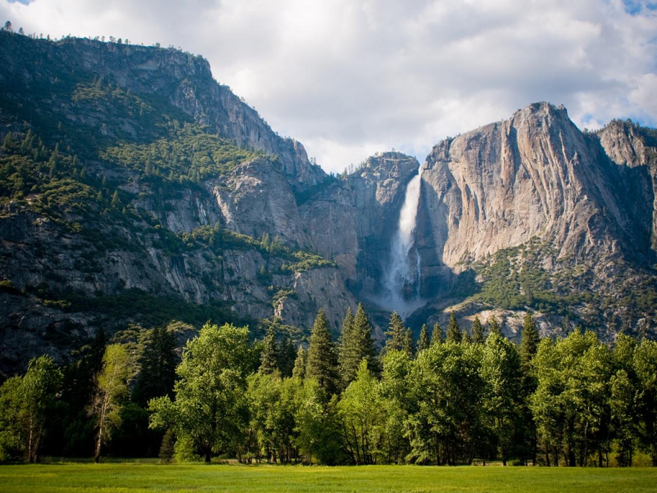 Yosemite waterfall wide landscape
